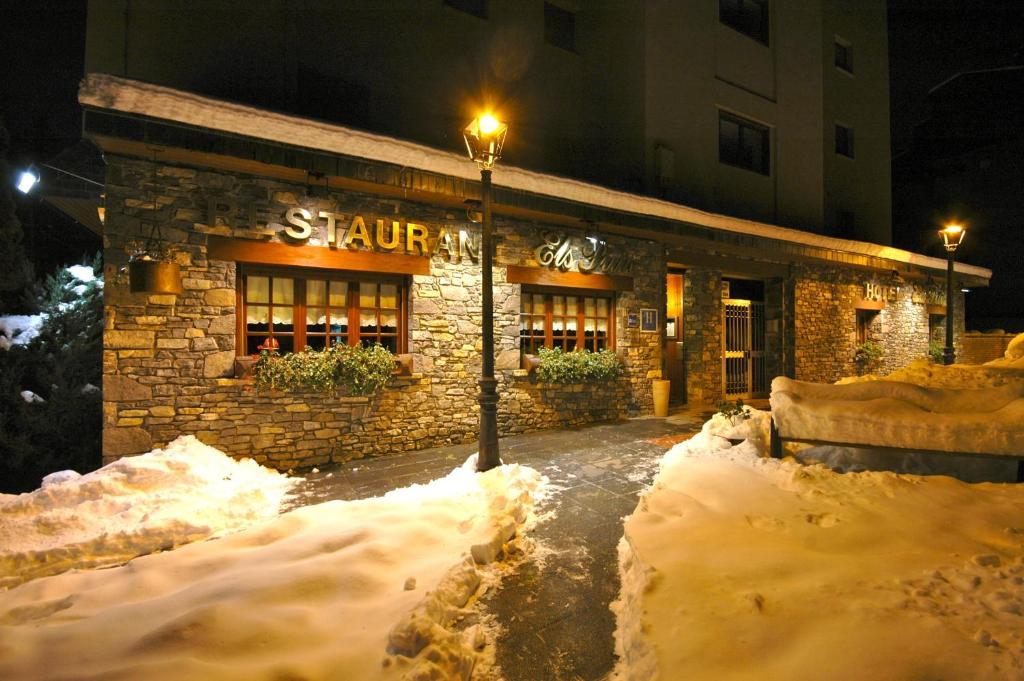 Hotel Els Puis Esterri D'Aneu Bagian luar foto
